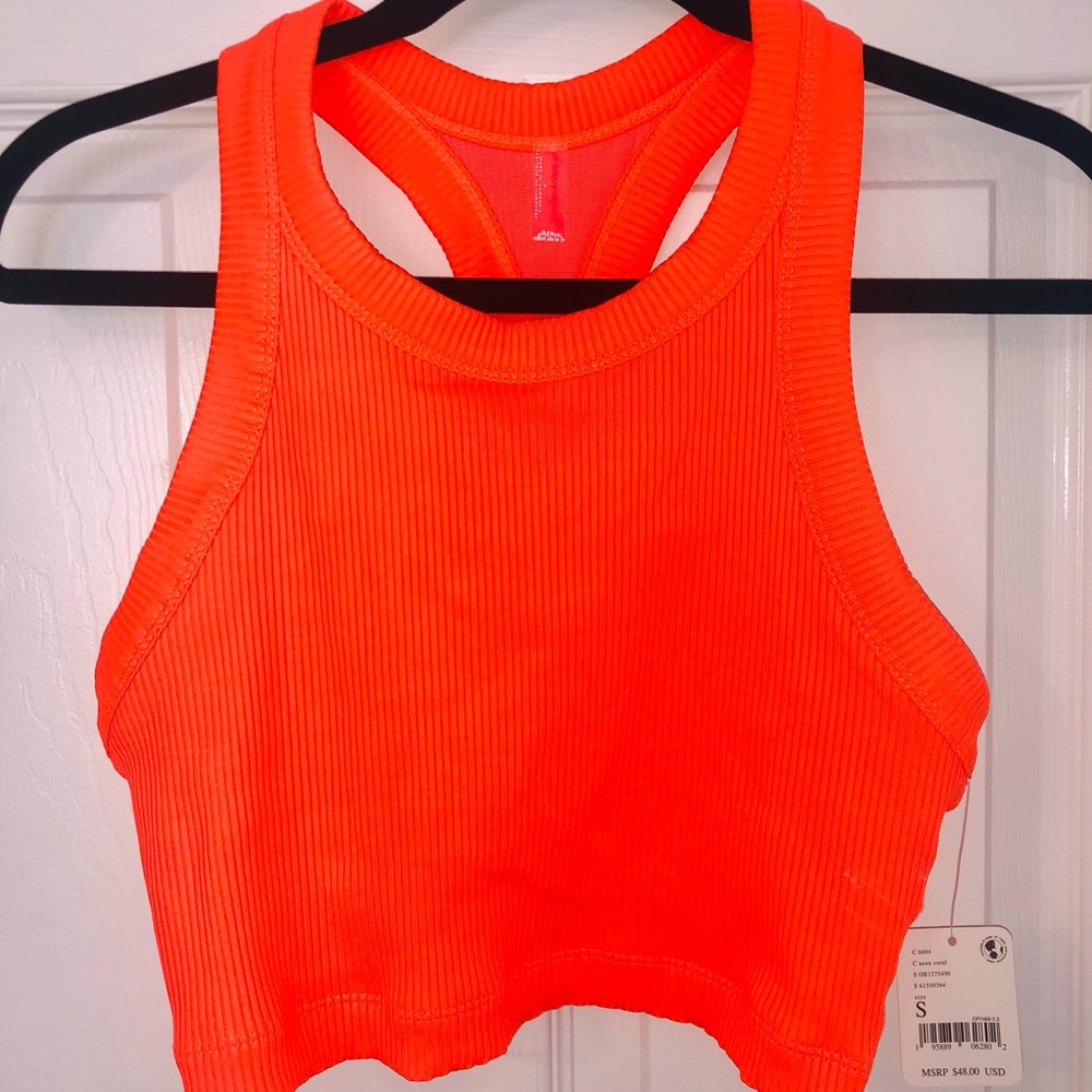 Free people movement crop top (S)